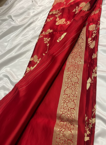 Luxurious Red Pure Mashru Silk Saree with Jall Design - Designer Ethnic Wear