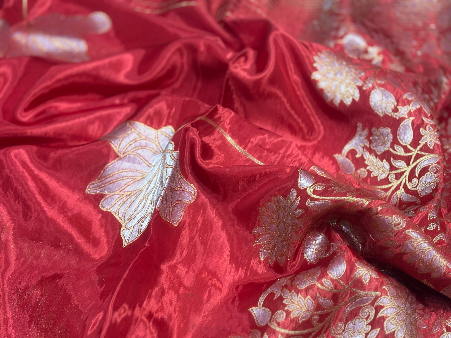 Metallic Red Banarasi Pure Mashru Silk Saree with Silver leaf Pattern - Designer Party wear