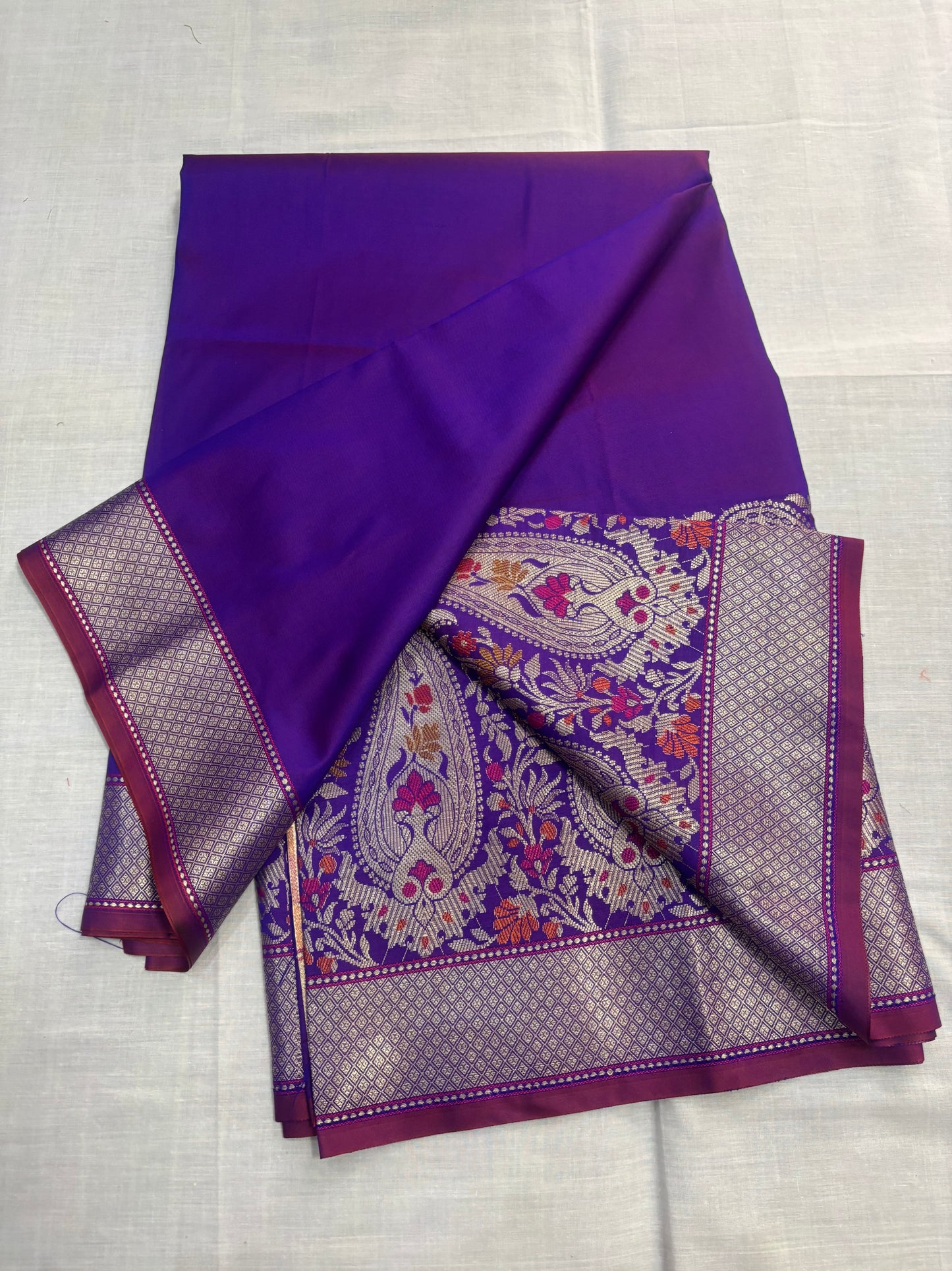 Purple  Banarasi Tilfi Woven Meenakari Katan Silk Saree - Traditional wear
