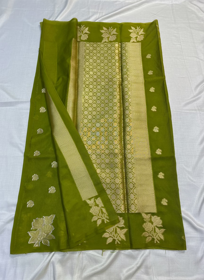 Green Banarasi Warm Silk Saree with Meenakshi Weaving -  Designer Traditional Wear