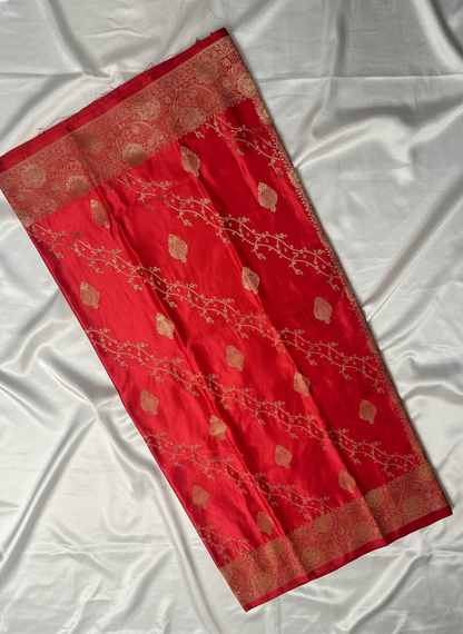 Red Banarasi Mashru Silk Saree with Gold Jaal Patterns - Traditional Wear
