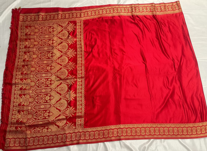 Red Banarasi Mashru Silk Saree with Geometrical Shaped Pattern - Traditional Wear