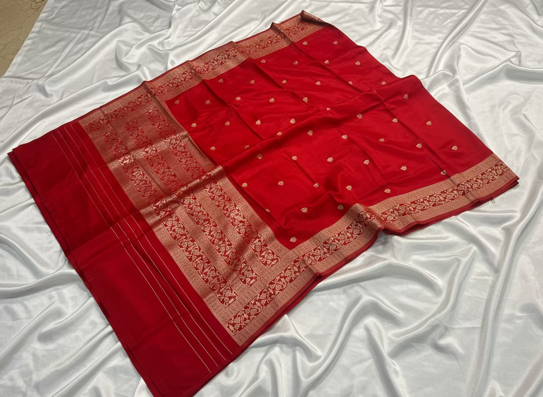 Red Banarasi Russian Silk Saree with Small Butta with Bentex Jaal Border- Traditional Wear