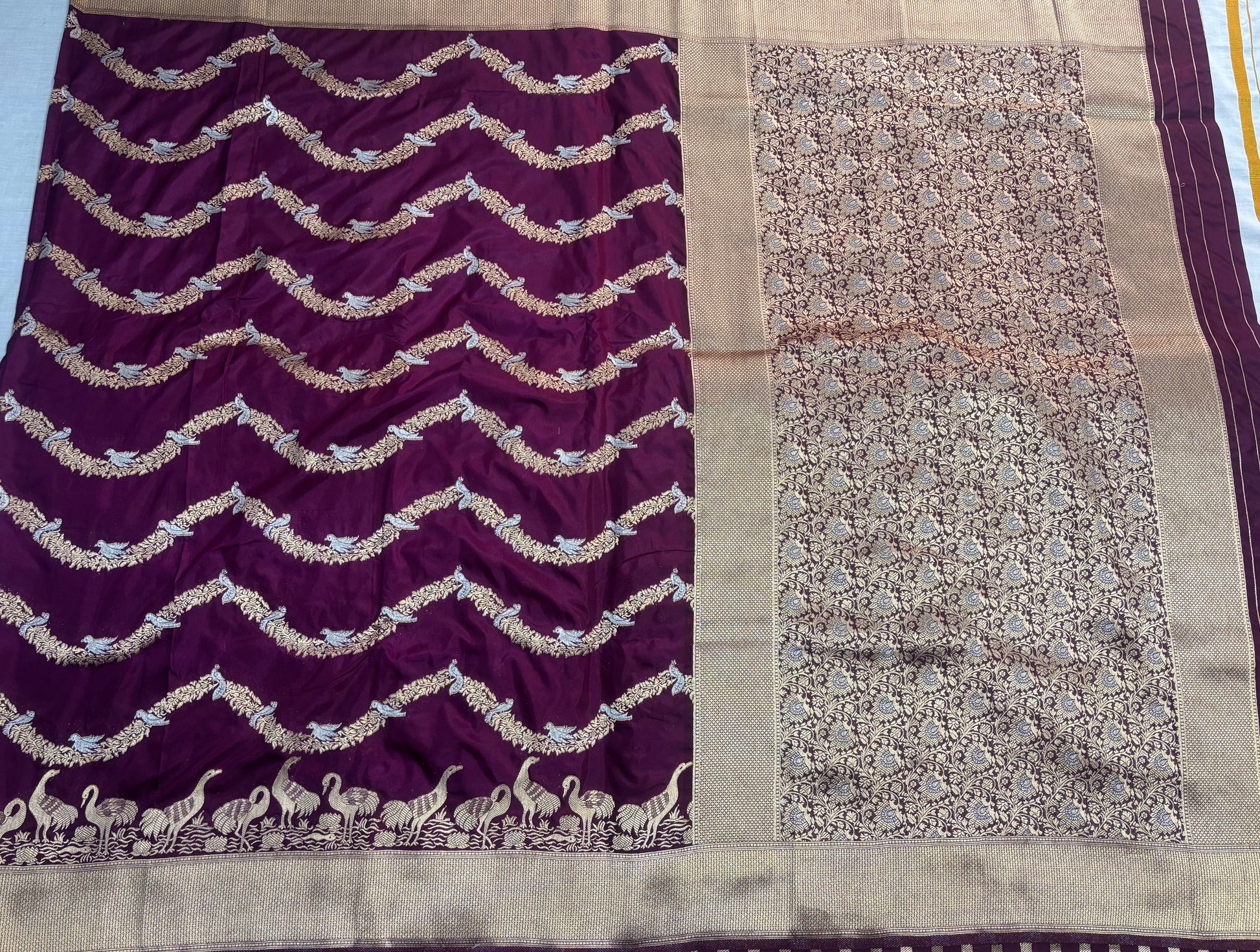Mashru Pattern Wine Banarasi Mashru Silk Saree with Gold Wavy lines pattern with Flam ...