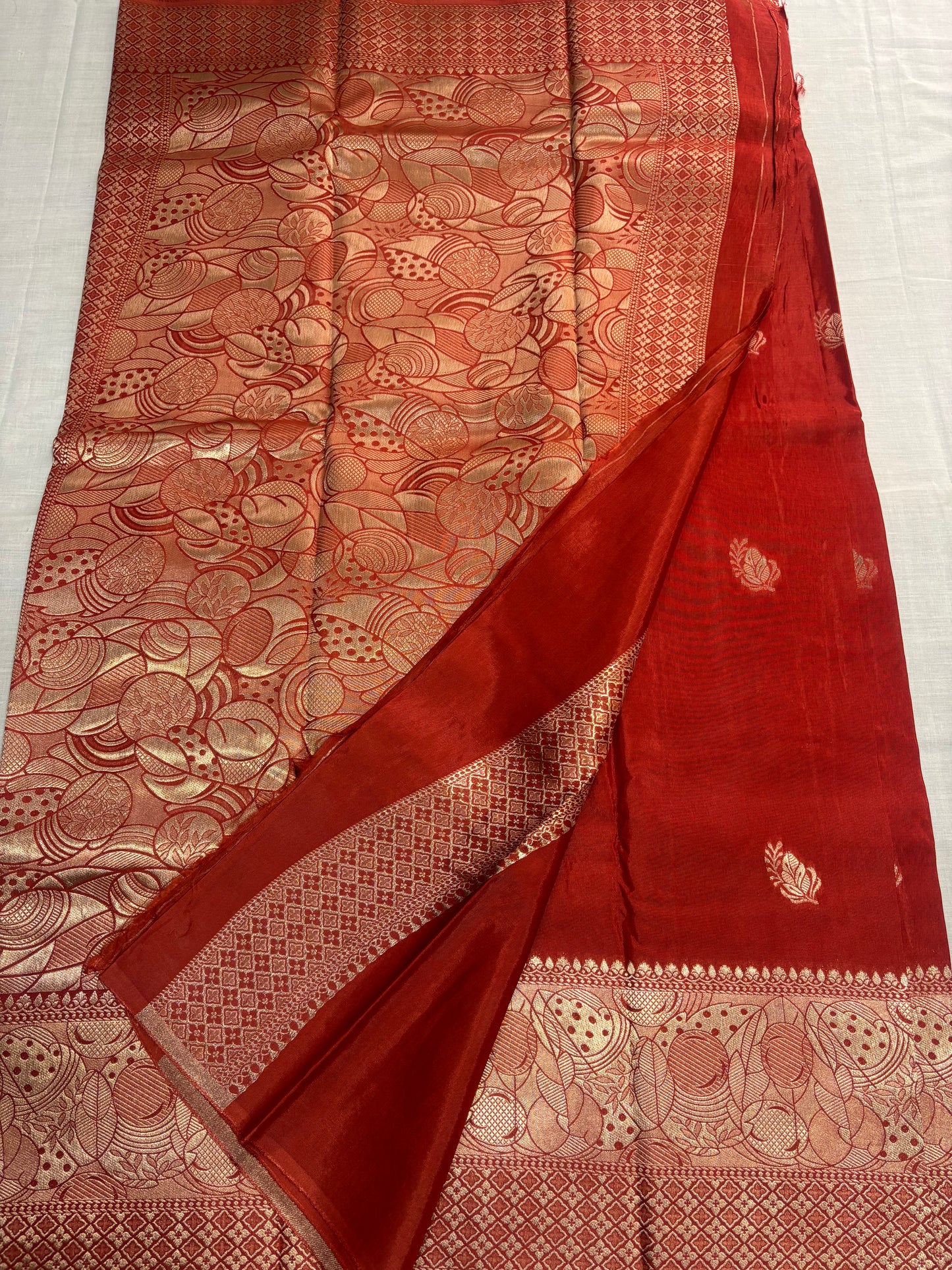 Red Banarasi Russian Silk Saree with Light Gold Pallu & Border - Traditional Wear