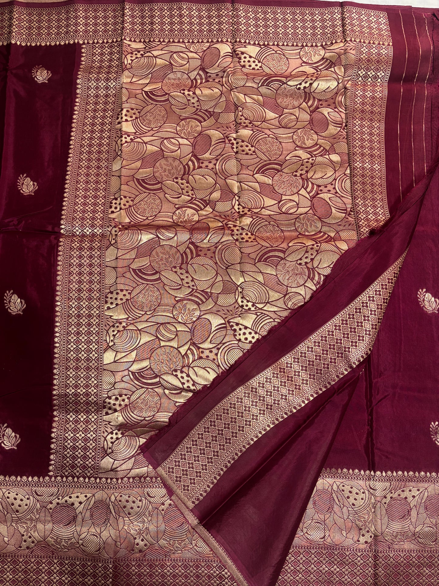 Maroon Banarasi Russian Silk Saree with Light Gold Pallu & Border - Traditional Wear