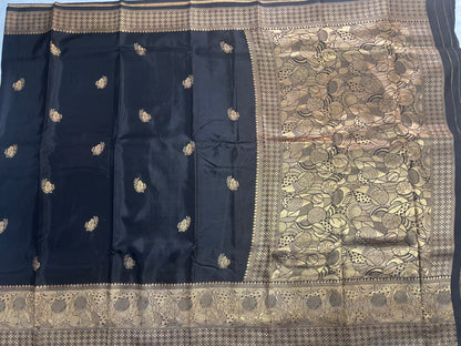 Black Banarasi Russian Silk Saree with Light Gold Pallu & Border - Traditional Wear