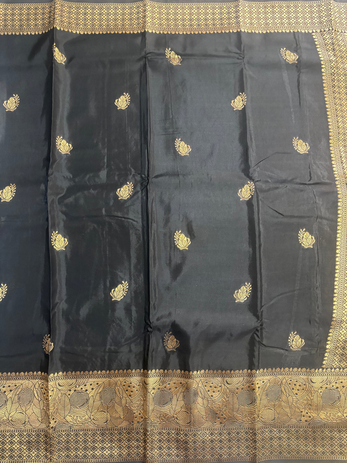 Black Banarasi Russian Silk Saree with Light Gold Pallu & Border - Traditional Wear