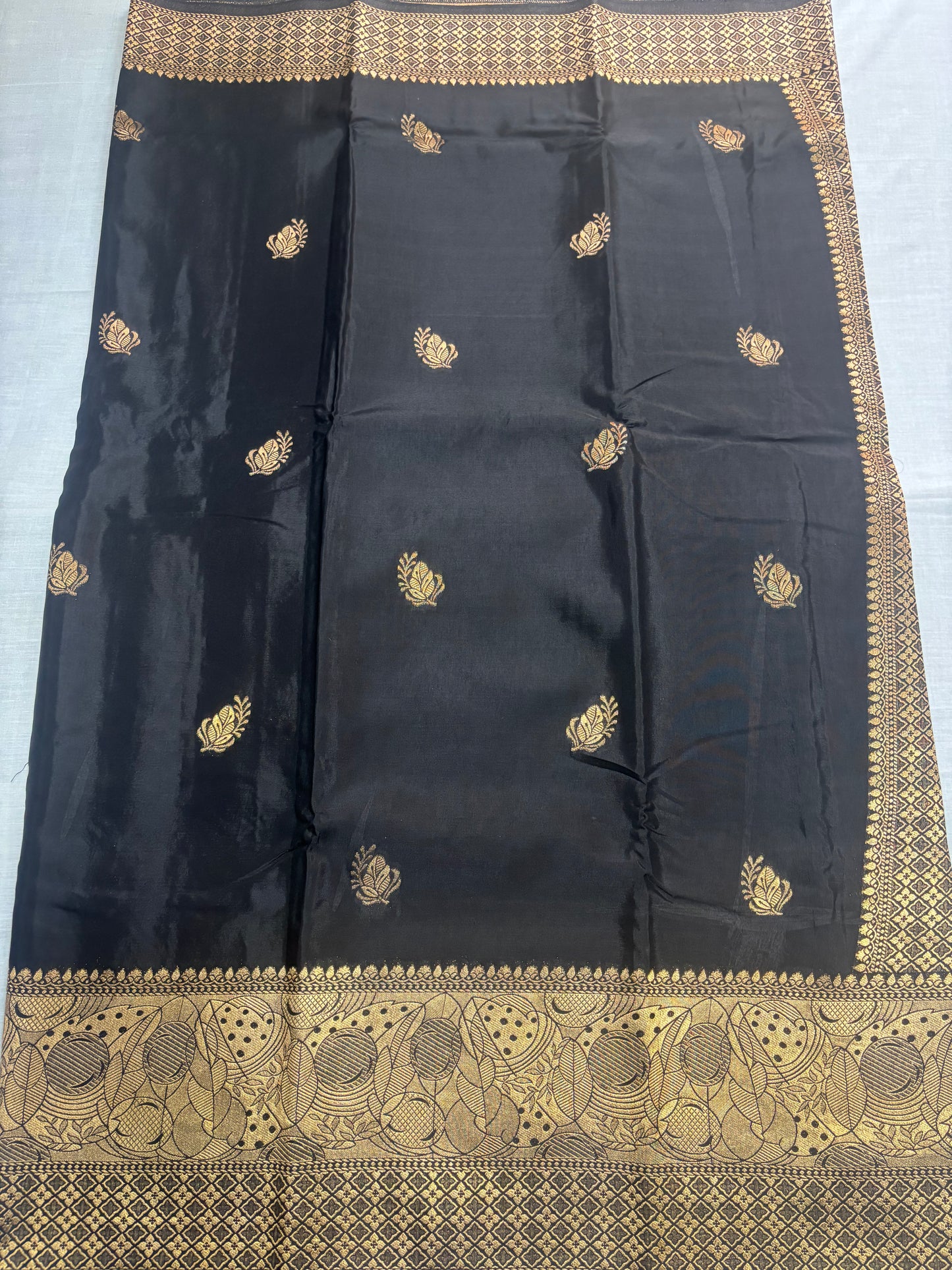 Black Banarasi Russian Silk Saree with Light Gold Pallu & Border - Traditional Wear