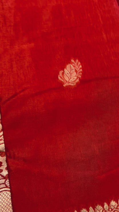 Red Banarasi Russian Silk Saree with Light Gold Pallu & Border - Traditional Wear